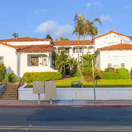 2Br Retreat Near Balboa Park Apartment